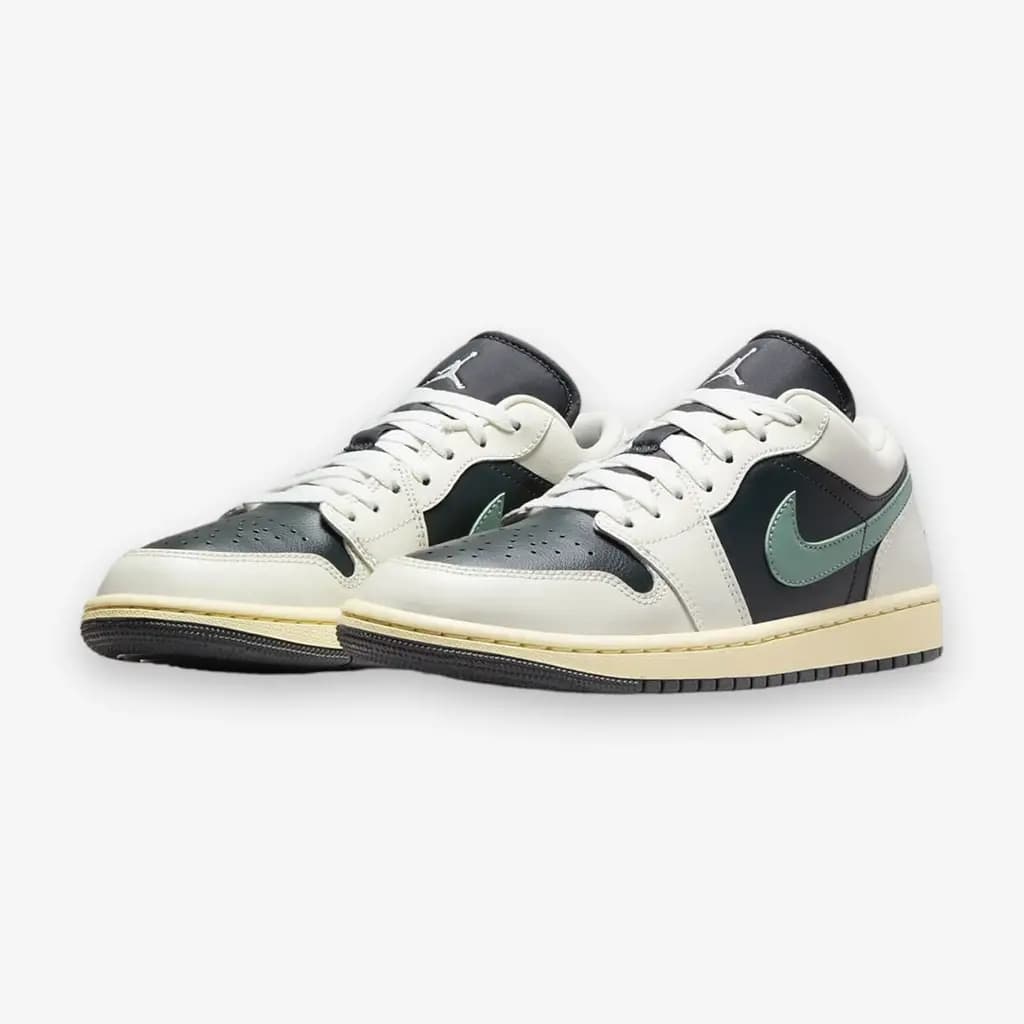 JORDAN AJ1 LOW - ANTHRACITE/JADE SMOKE/SAIL/LEGEND SAND