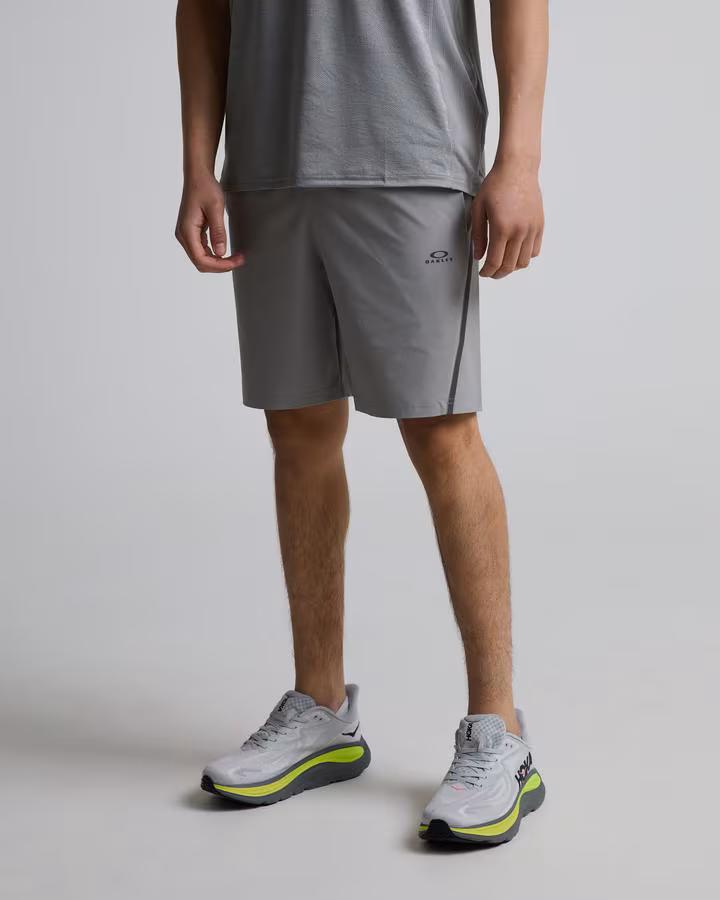 OAKLEY TRAINING SHORT - CEMENT